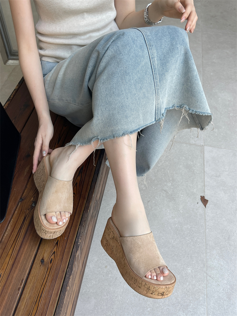 2026 Summer New European American Style Thick Sole Wedge Slippers Wood Grain Platform High Heel Open Toe Women's Shoes